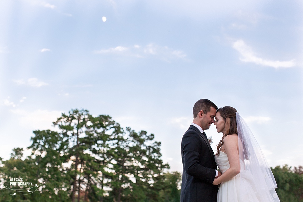 GreensboroWedding_LindseyKevin_23