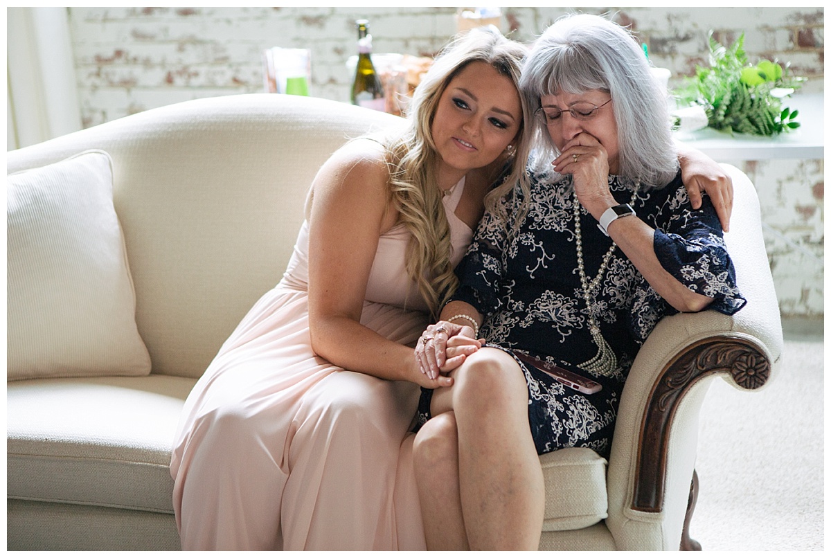 myers_cadillacservicegaragewedding_009